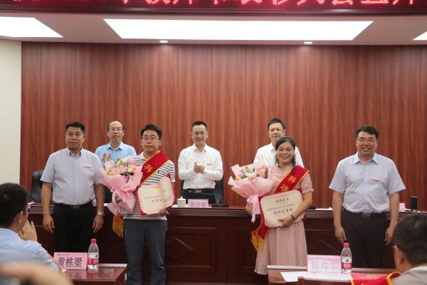 IMG_6676.jpg IMG_6676.jpg