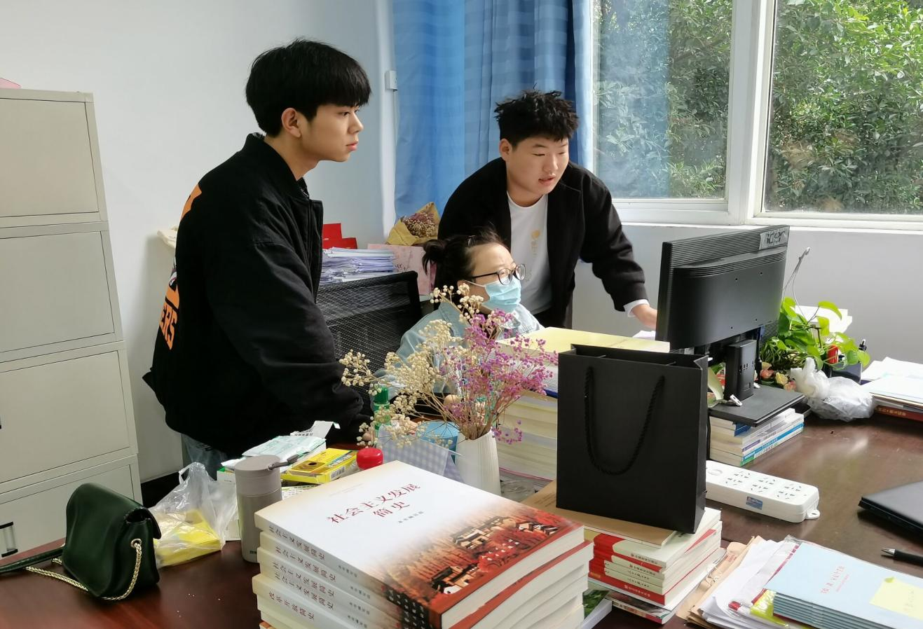 图片1.png 图片1.png