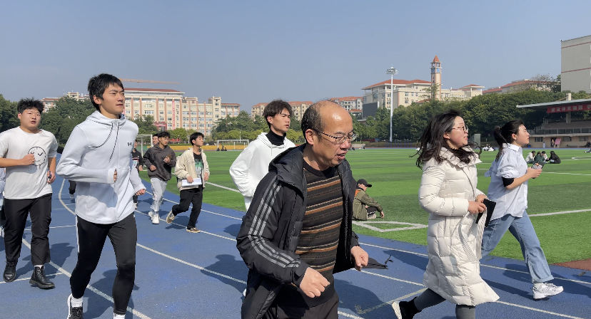 图片4.png 图片4.png